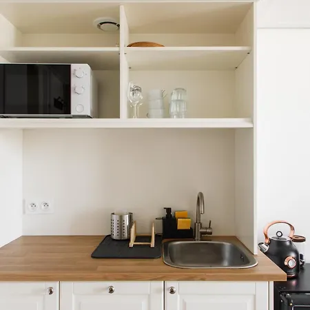 Inn Pleasant 1bd Duplex For 4 Batignolles