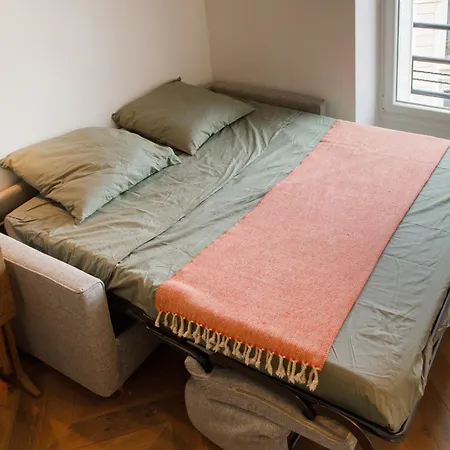 Pleasant 1bd Duplex For 4 Batignolles