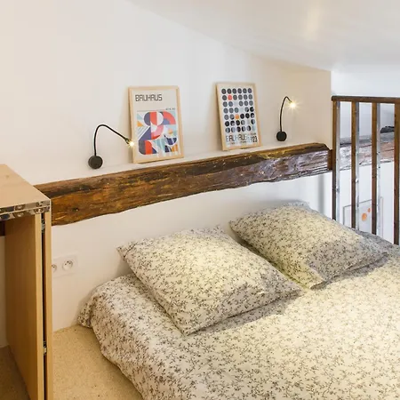 Daire Pleasant 1bd Duplex For 4 Batignolles Paris